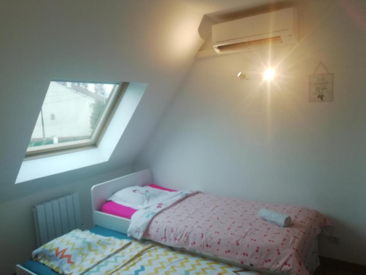 Holiday home Disneyland/paris 1 A10 Personnes Climatisee Pontault-Combault